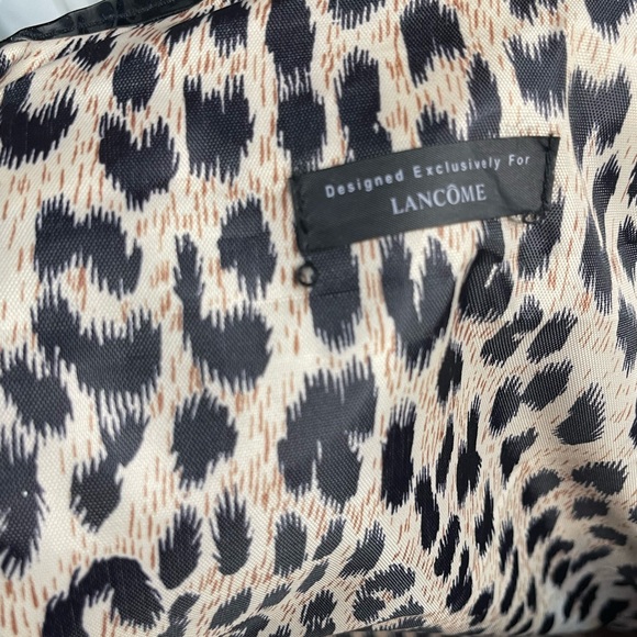 Lancôme Black Tote with animal print lining - Picture 4 of 4